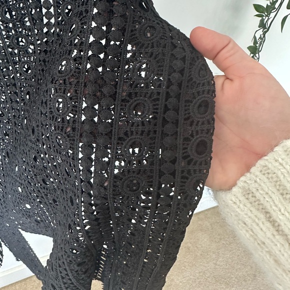 Zara Lace “tassel” tank - Size L - Picture 4 of 4